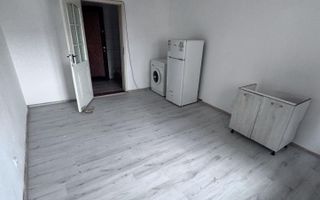 Garsoniera 22 mp | Zona Lazaret | Etaj 1 - Poză 1