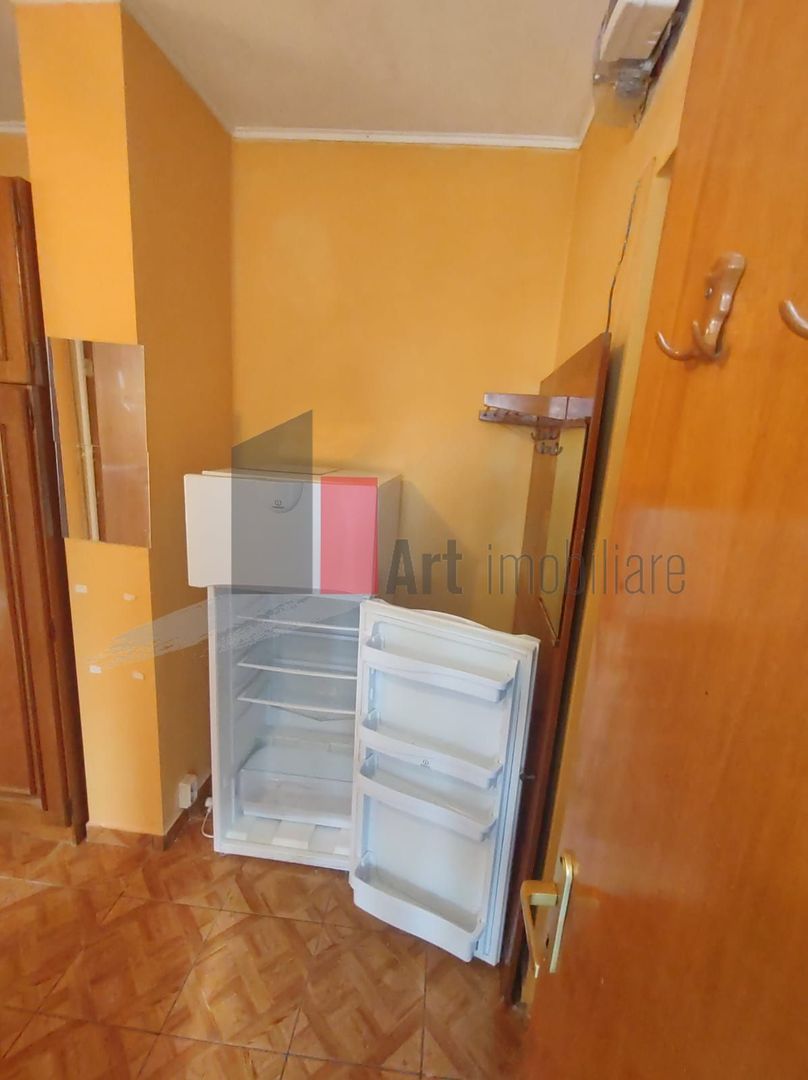 Vânzare garsonieră Tineretului - Poză 8