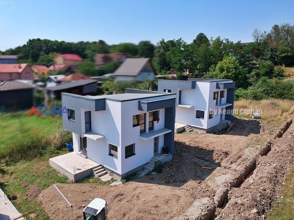 Case Noi Smeura Pitesti - Poză 12