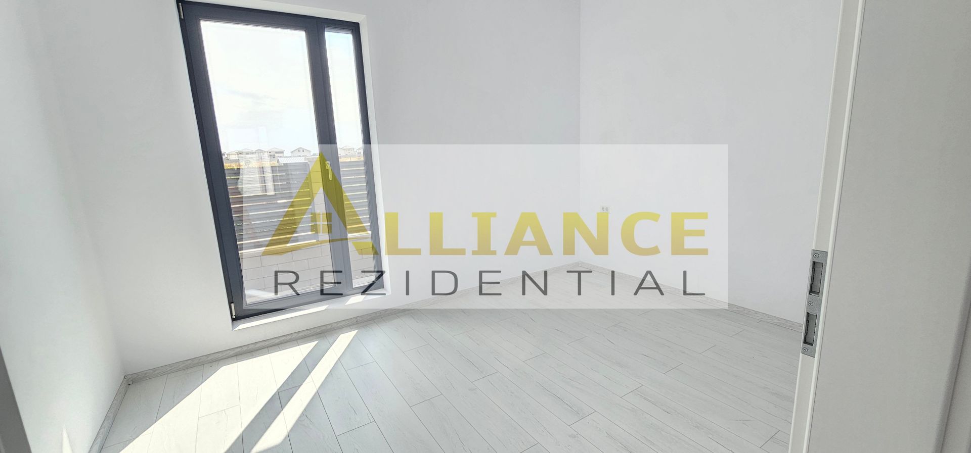 Casa 4 Camere | 200 m de Blv. - Poză 9