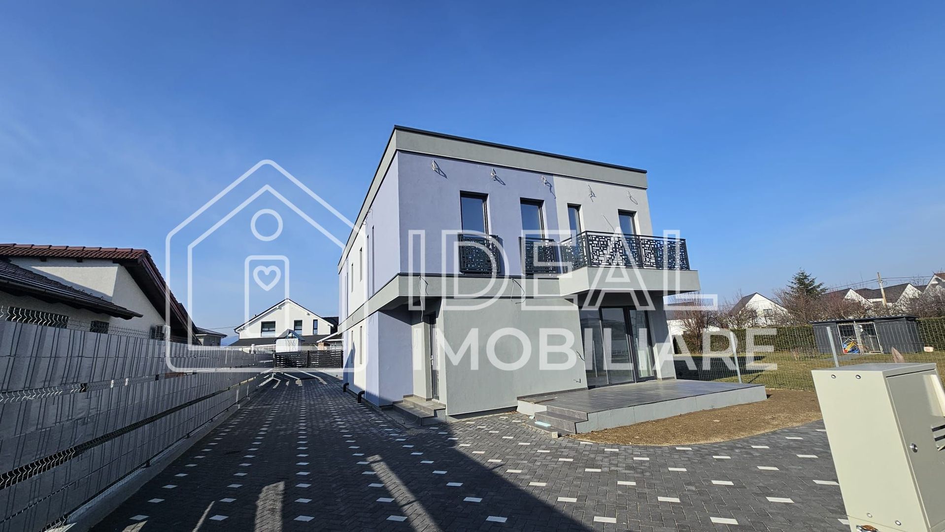 Duplex Modern cu 4 camere si gradina, in Cristian - Poză 5