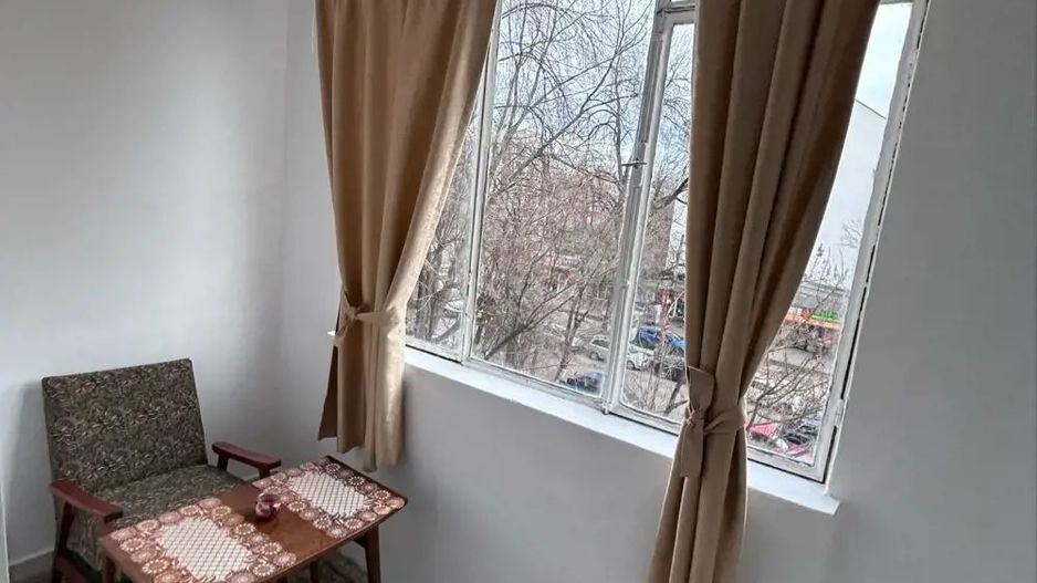 Apartament de închiriat 3 camere, 75 mp   zona Gorjului - Poză 6