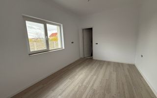 Duplex cu 4 camere pe parter - Poză 10