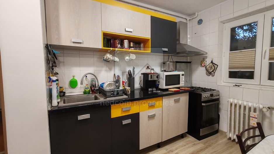 Vanzare apartament 4 camere - Rahova - str. Soldat Croitoru - Poză 9