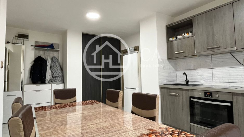 Apartament de vânzare cu 3 camere in zona centrală Beiuș, Bihor - Poză 4