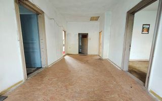 Teren intravilan 1052mp cu casa renovabila de cărămidă Tuzla - Poză 7