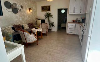 Apartament Modern 3 camere-renovat-curte, pod-Ultracentral - Poză 4