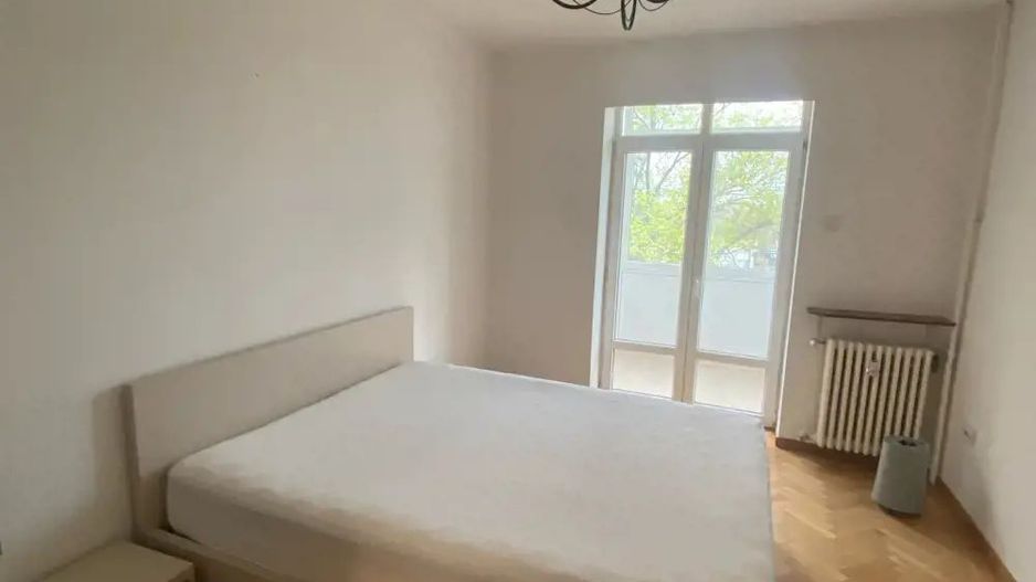 Particular, inchiriez Apartament de 2 camere, Str Calea Floreasca, vis a vis de blocurile One - Poză 2