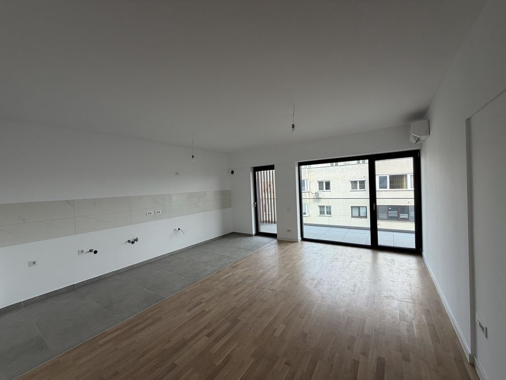 Vanzare apartament 2 camere decomandat, etaj 7, parcare, 13 Septembrie - Poză 2
