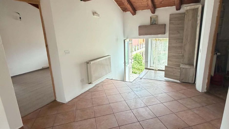 Casă / Vilă cu 5 camere de vânzare în Cetate, Alba Iulia - Poză 9