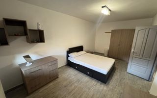Apartament de 3 camere, decomandat, modern, 70mp, Zona UMFST - Poză 1