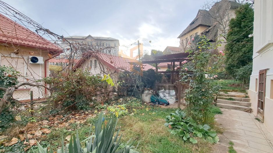 Apartament 2 camere la casa, curte si garaj! zona centrala! - Poză 15