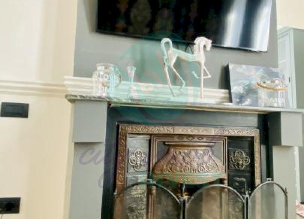 Vila complet renovata cu elemente decorative deosebite - Poză 13