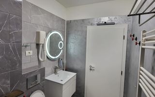 Garsonieră spațioasă de închiriat – 48 mp + terasă - Poză 7