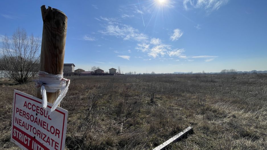 GIULESTI | Teren intravilan PUZ V3a2 3 loturi: 5500 + 1800 + 1800 - Poză 2