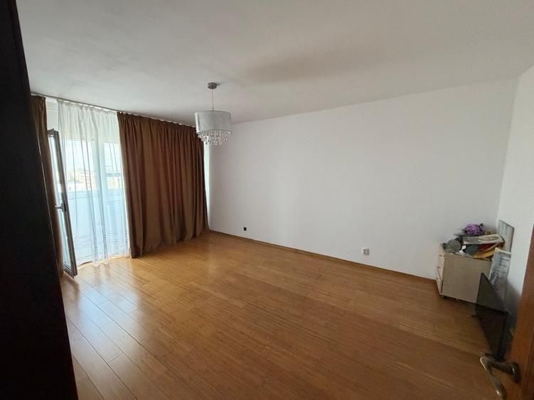 Vanzare Apartament 3 camere, 70 mp, etaj 10/11,  parcare ADP – Sebastian - Poză 12