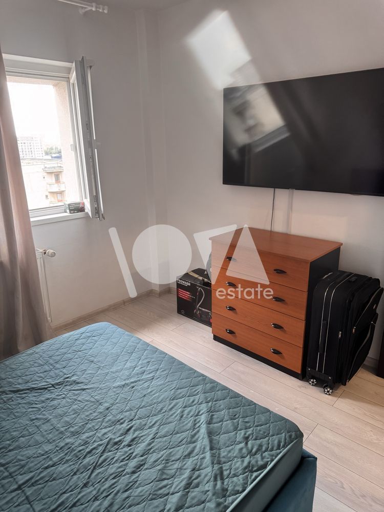 De vânzare - apartament 3 camere - Veteranilor - Militari - Poză 3