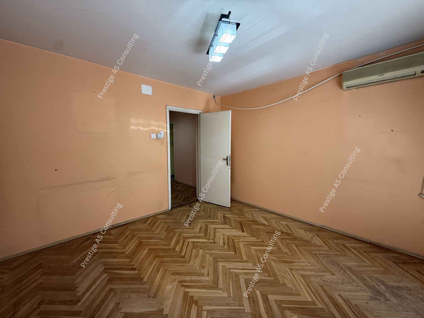 Apartament 4 camere, parter inalt zona Punctele Cardinale - Central - Poză 8