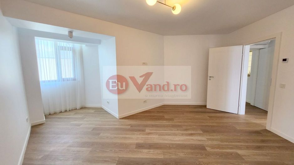 De vanzare apart. 3 camere Faleza , vedere Dunare, 78 mp, renovat premium - Poză 11