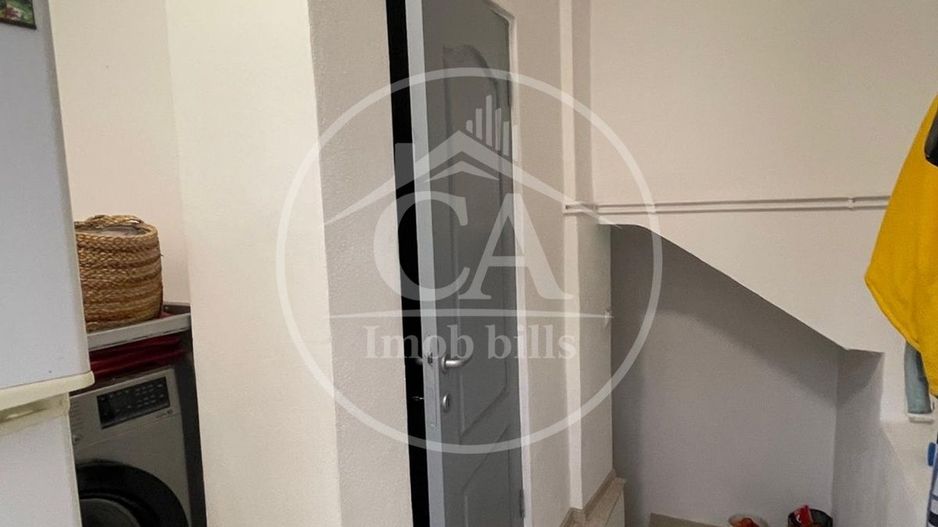 Casa de vânzare cu 7 camere in zona Nufarul, Oradea - Poză 17