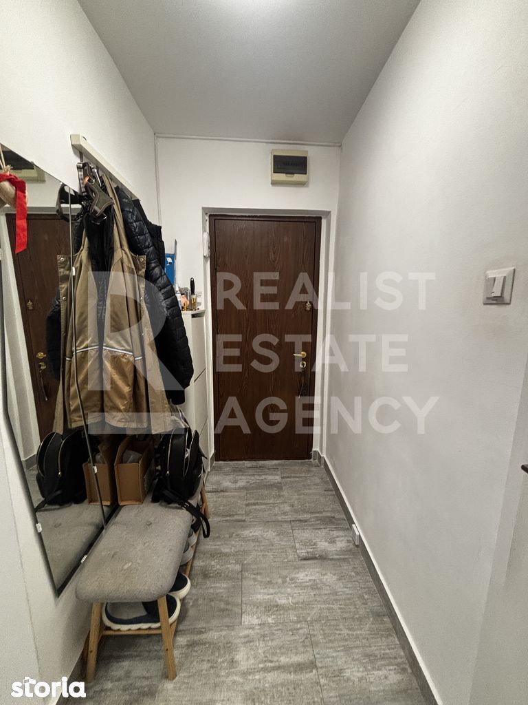 Vânzare, apartament 3 camere, zona Drumul Taberei - Poză 12