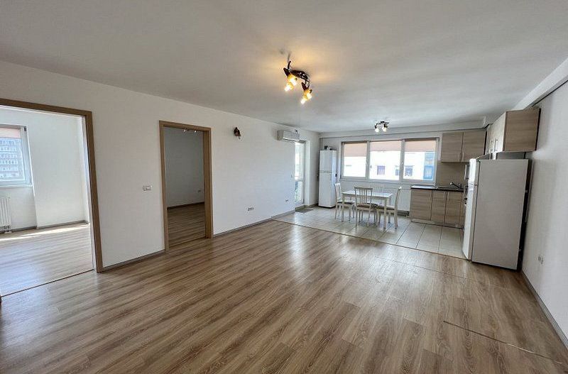 Apartament cu 3 camere de inchiriat in Olimpic, Bd Garii - Poză 1