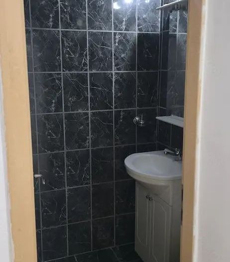 Închiriez apartament 3 camere, Mall Vitan, centrală proprie - Poză 8