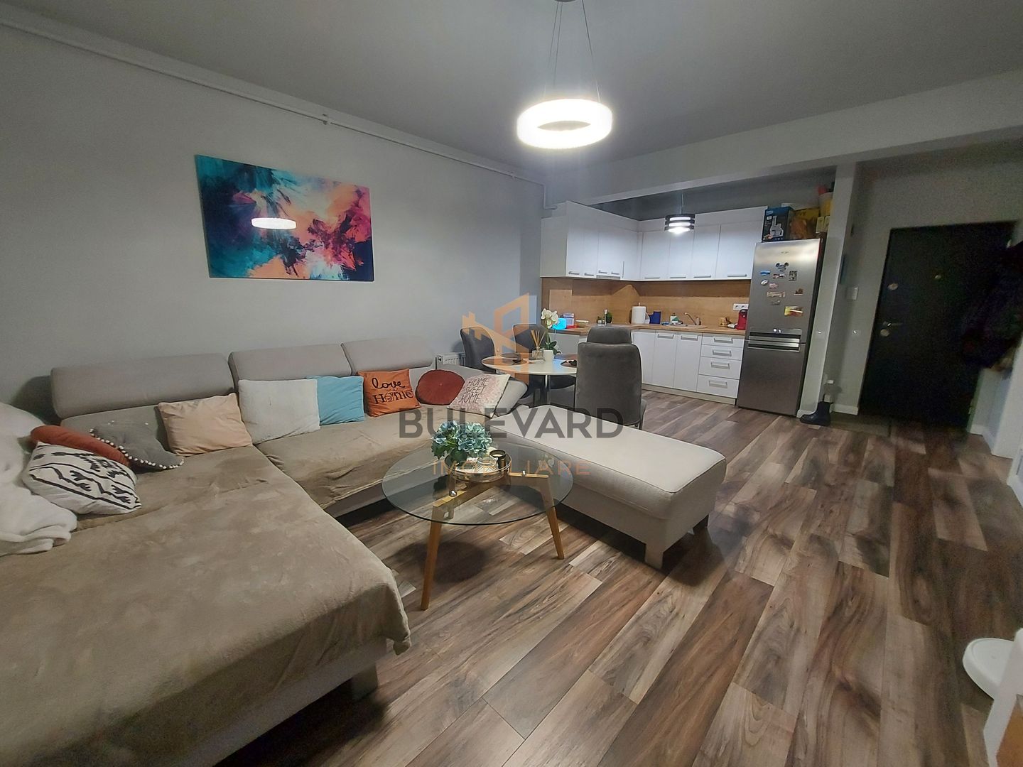 Apartament modern cu 2 camere+Terasa! - Poză 1