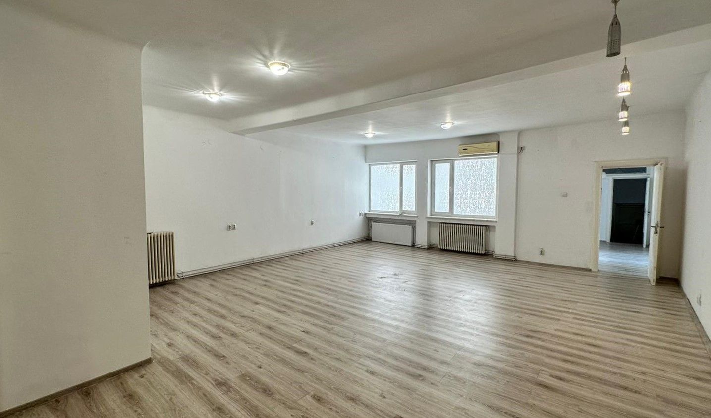 Cladire 1001 mp utili Universitate 2S+P+4E+Pod autorizatie fatada - Poză 5