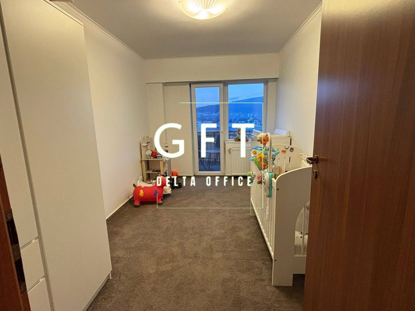 Apartament 3 camere, zona Calea Moldovei - Poză 3