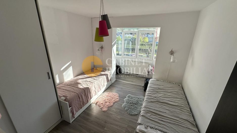 2 Camere Decomandat - Etaj 3 - Zona Alexandru Cel Bun - Poză 4