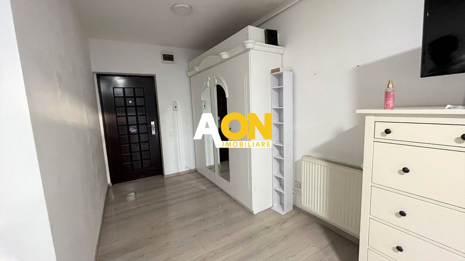 Apartament cu 3 camere, zona Kaufland - Poză 10