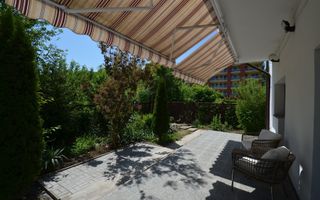 Vilă splendidă cu grădină extinsă și facilități moderne - Poză 1