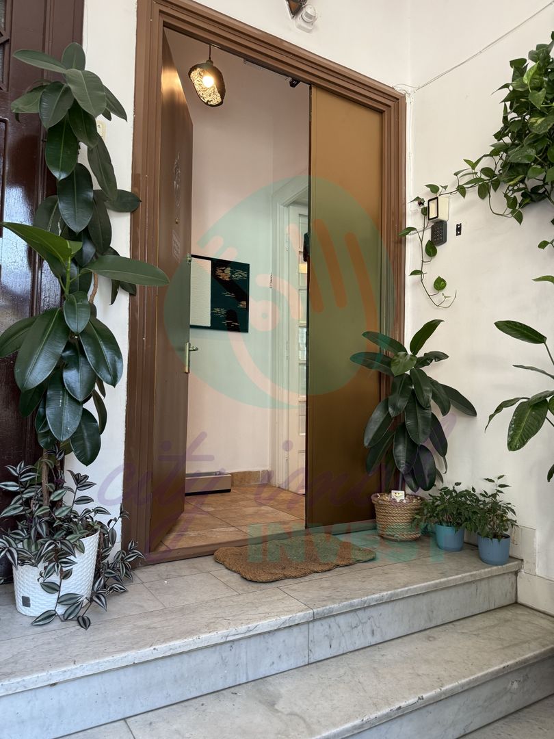 Apartament 4 camere potrivit pentru investitie, Piata Romana - Poză 7