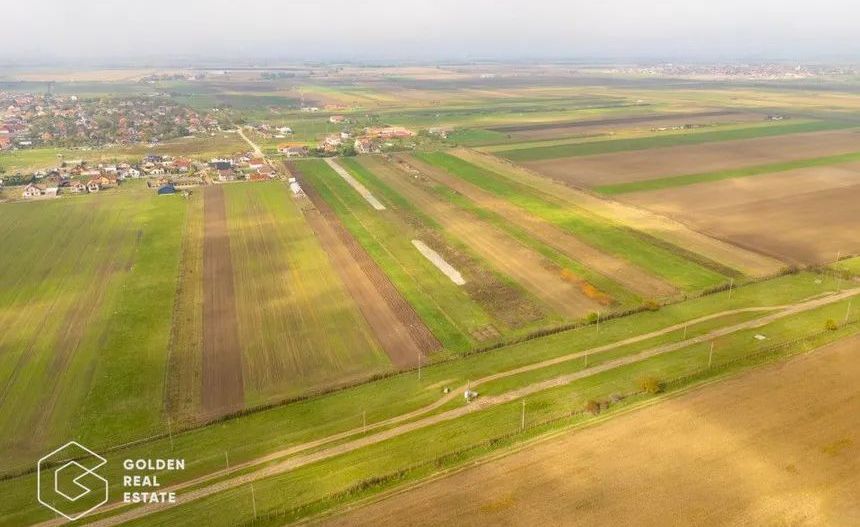 Teren intravilan 500mp Livada - Poză 1