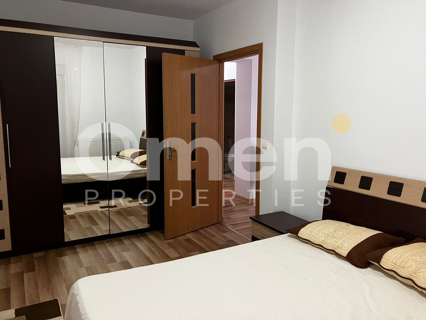 De închiriat – apartament 2 camere decomandat, str. Victoriei, 50 mp, etaj 1 - Poză 5