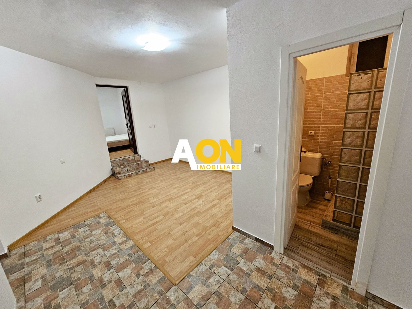 Casa 4 camere, 1163 mp teren, hala 65 mp utili, pretabila pt. birouri - Poză 14
