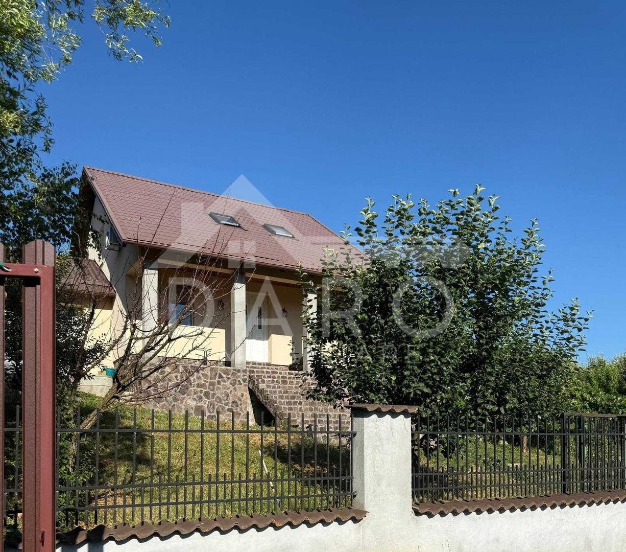 🏡 Casă individuală cu teren de 970 mp – Livezeni, Mureș - Poză 8