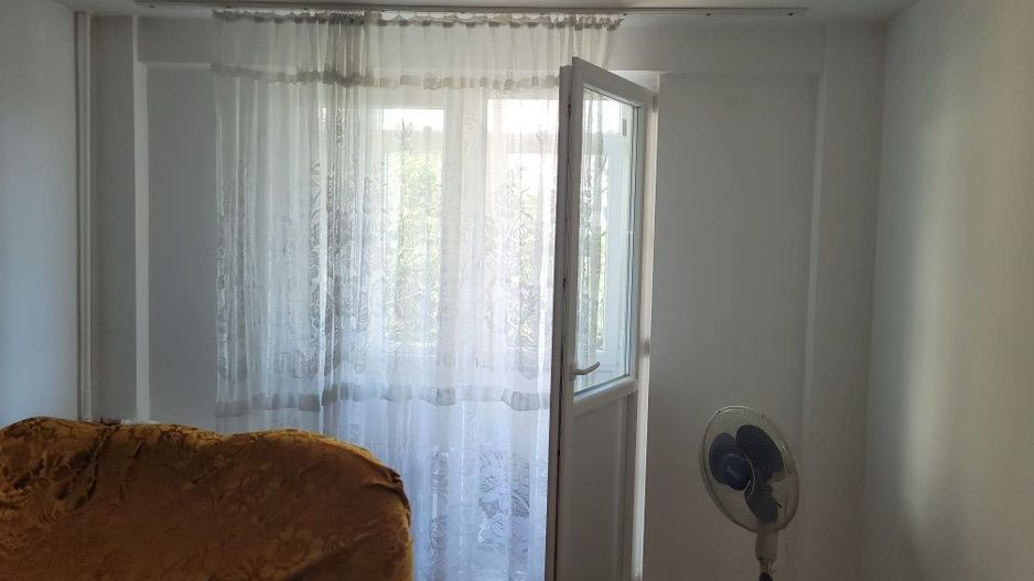 De vânzare: apartament 2 camere-Râul Doamnei-metrou-Drumul Taberei - Poză 2