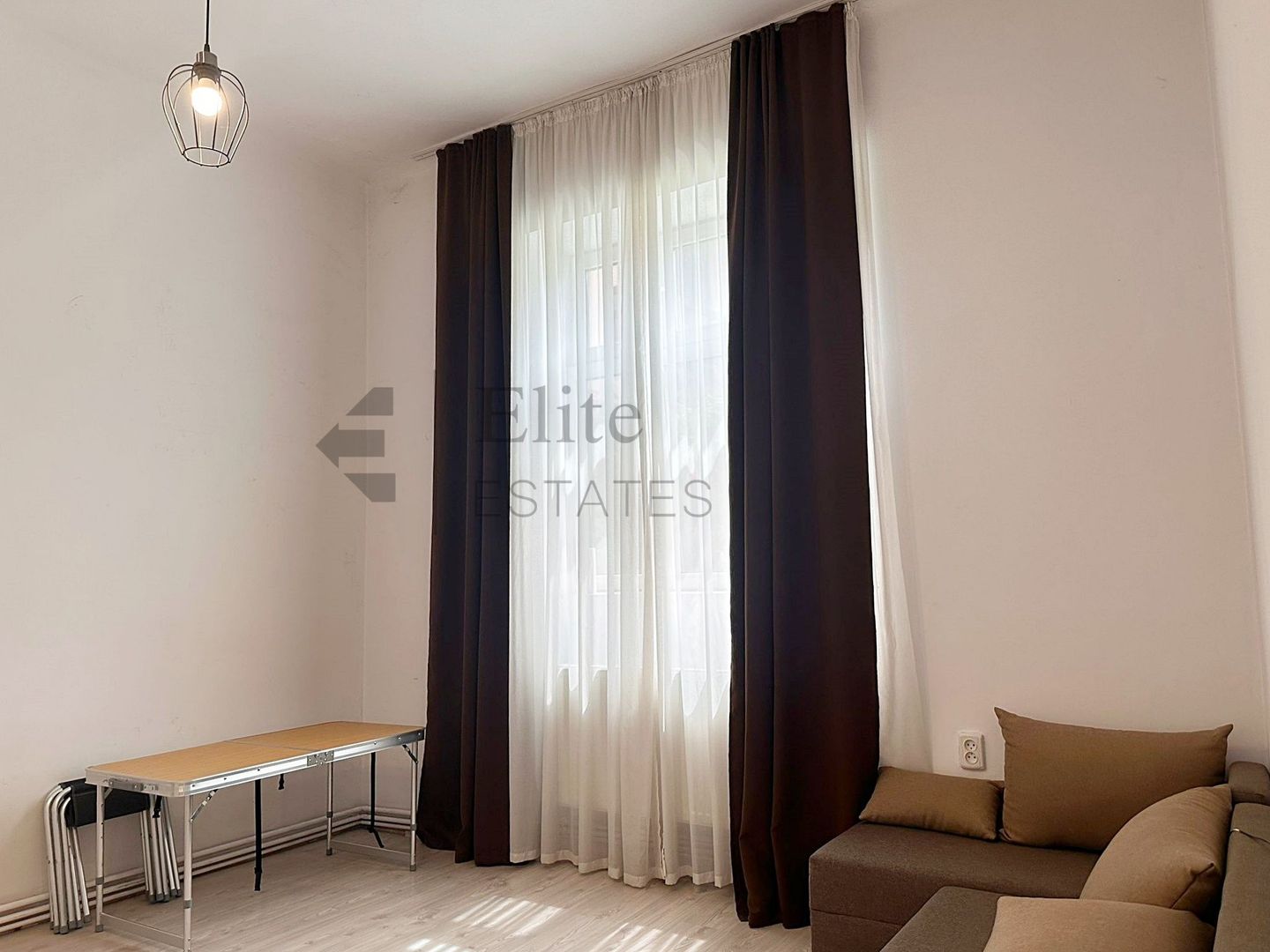 Apartament cu 1 camera de vanzare, central Magheru, Oradea - Poză 10