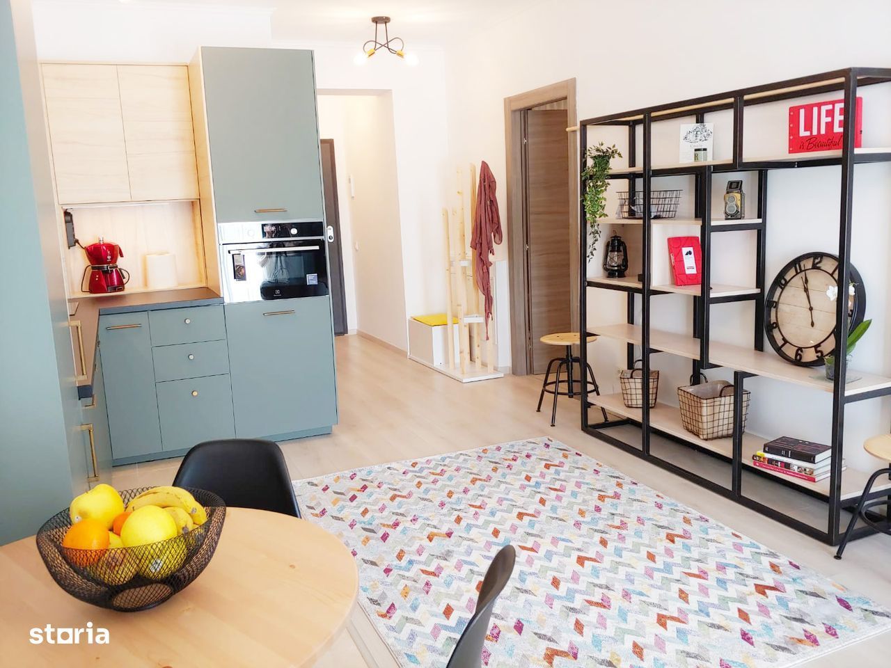 De închiriat apartament 3 camere Timpuri Noi - Poză 1