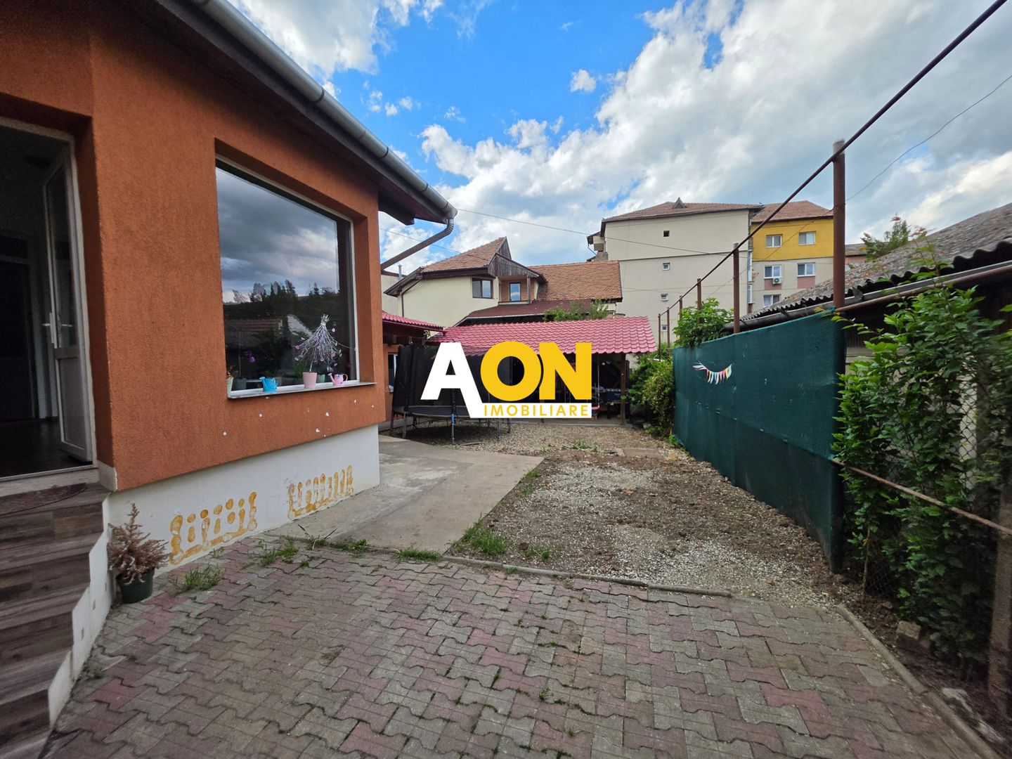 De Vânzare sau Închiriere – Imobil Versatil cu 2 Clădiri zona Cetate - Poză 6