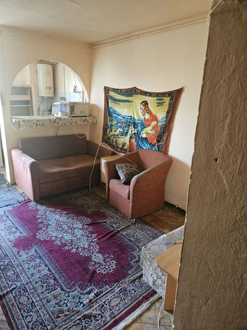 BRASADAS vinde garsonieră NEFINISATA Ostrovului etaj 2/4. - Poză 1