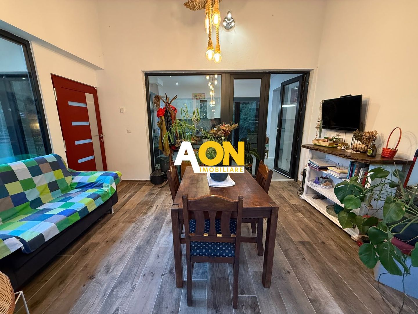 Casa Individuala Zona Schit, 4 Camere, 4 Bai, 1600mp Teren - Poză 18