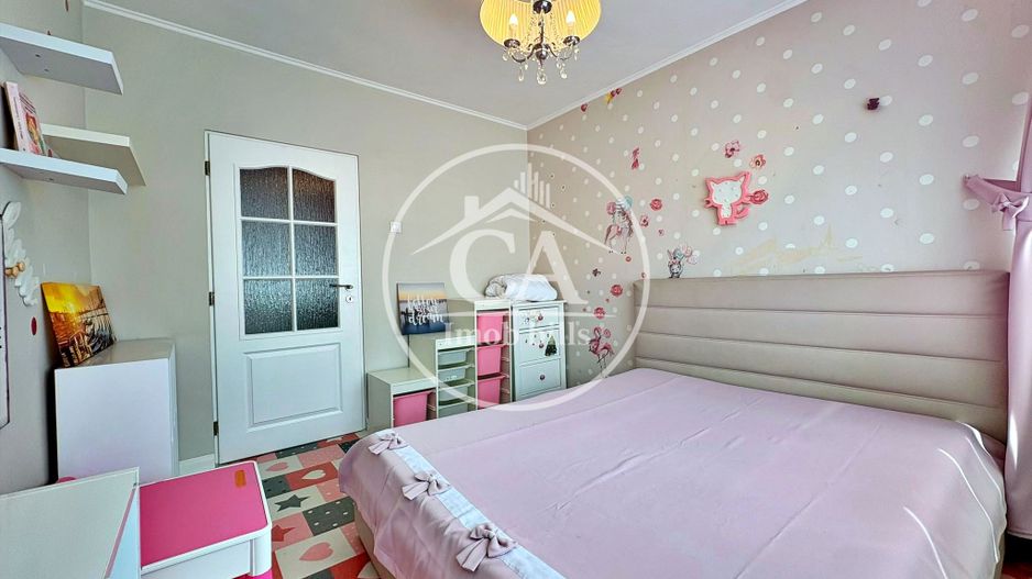 Apartament cu 3 camere situat în zona Decebal - Poză 2