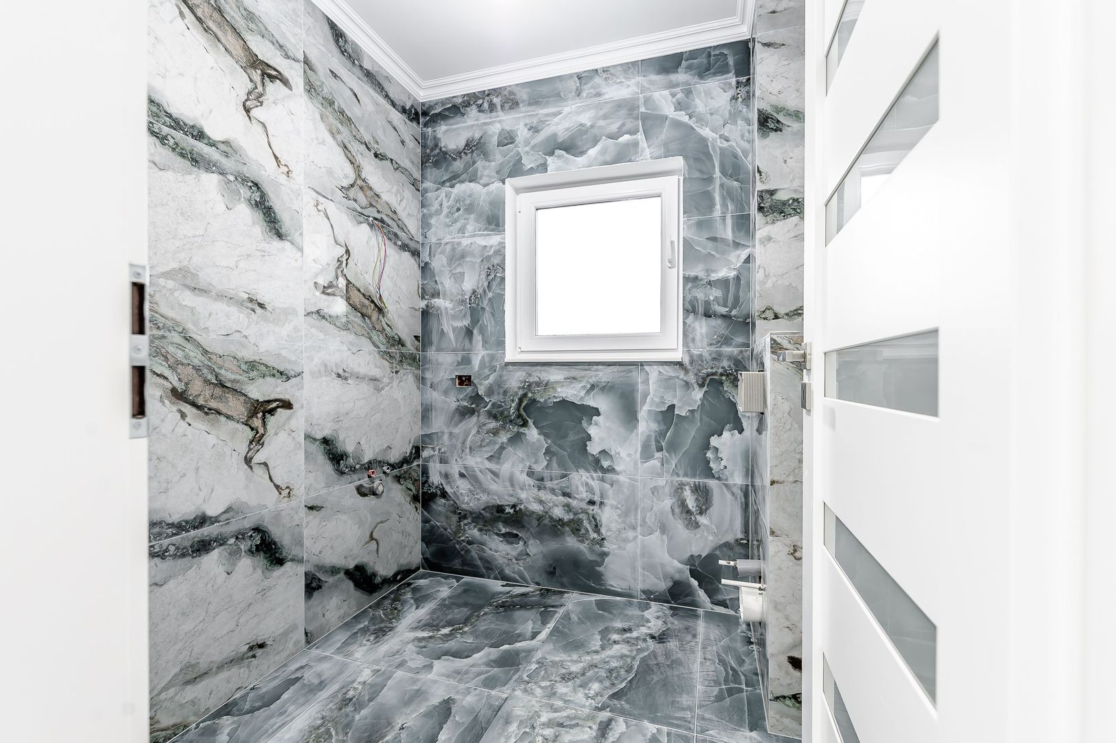 Vilă nouă cu terasă panoramică – design premium, 4 dormitoare, în Gai - Poză 9