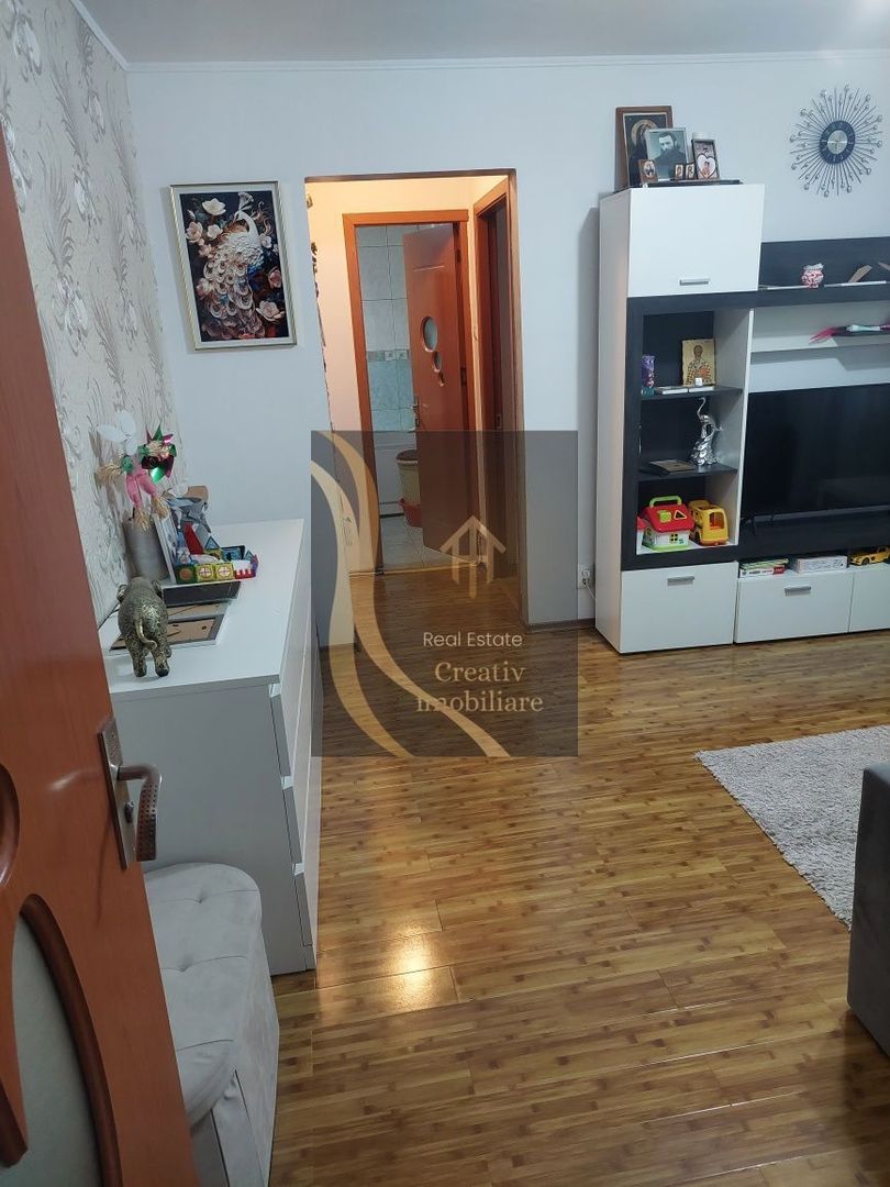 Apartament 3 camere piața Reșița - Poză 3