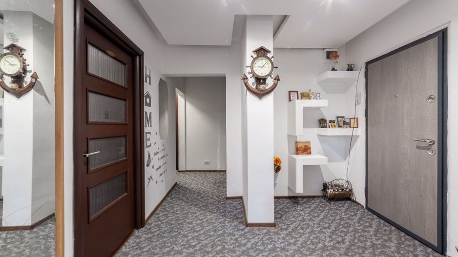 Apartament cu 2 camere de vânzare în Tudor Vladimirescu, Pitesti - Poză 1