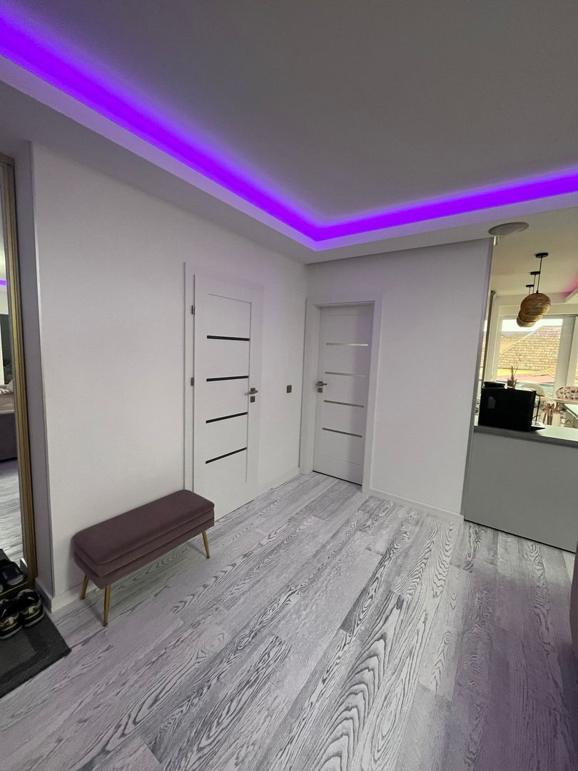 Apartament de 3 camere  de închiriat, în bloc nou, zona Trei Stejari - Poză 11
