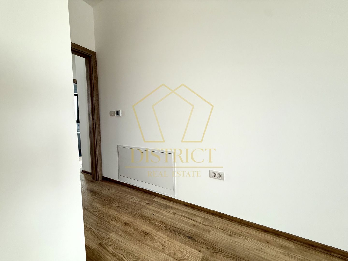 COM 0% Duplex deosebit cu 4 camere si 2 bai | Beregsau Mare - Poză 14